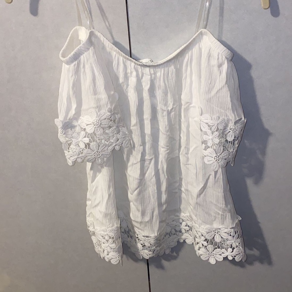 White off the shoulder top with flower lace detailing